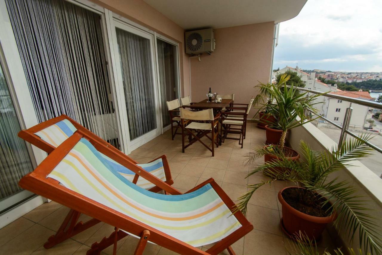 Ferienwohnung sunrise app Trogir Exterior foto